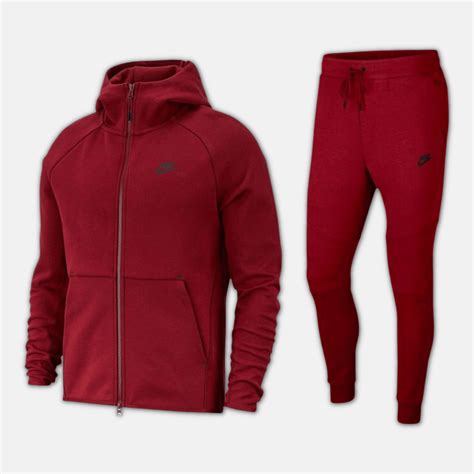 no sauce nike tech fleece